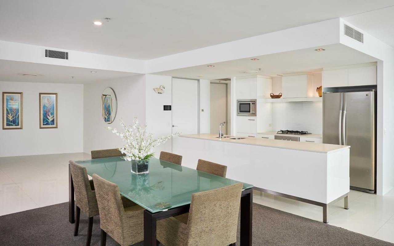 Serain Residences On 9 Hamilton Avenue Apartment Gold Coast