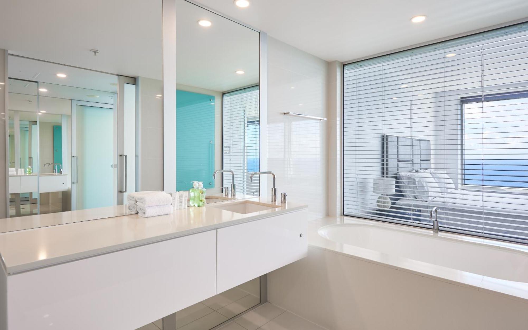 Apartment Serain Residences On 9 Hamilton Avenue *